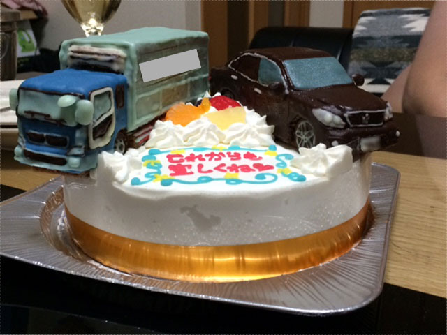 トラック、クラウン立体ケーキ