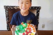 ドラゴンボールの孫悟空ゴッドとシェンロン立体ケーキ