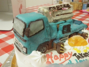 コンクリートポンプ車ケーキ