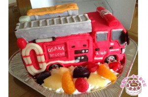 消防車ケーキ