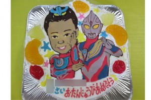 似顔絵とウルトラマンケーキ