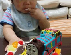 トーマスケーキ