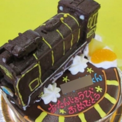 SL蒸気機関車立体ケーキ