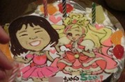 プリキュアとコスプレ似顔絵ケーキ