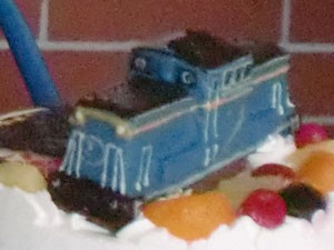 ディーゼル機関車ケーキ