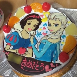 アナと雪の女王ケーキ