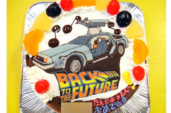 デロリアン車イラストケーキ ｵﾘｼﾞﾅﾙｹｰｷ おぐに 電車 車 ｷｬﾗｸﾀｰ 似顔絵ｹｰｷ宅配通販