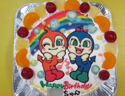 ドキンちゃんとコキンちゃんのイラストケーキ