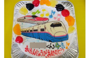 新幹線はやて・こまちケーキ