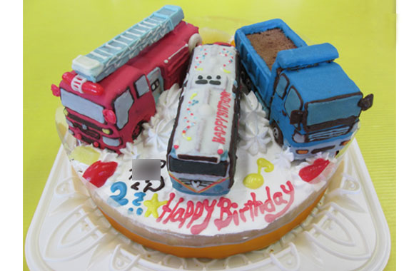 消防車 トラック バス立体のせケーキ ｵﾘｼﾞﾅﾙｹｰｷ おぐに 電車 車 ｷｬﾗｸﾀｰ 似顔絵ｹｰｷ宅配通販