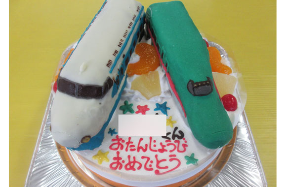 新幹線0系 新幹線e5系ケーキ ｵﾘｼﾞﾅﾙｹｰｷ おぐに 電車 車 ｷｬﾗｸﾀｰ 似顔絵ｹｰｷ宅配通販