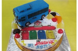 タヨバス立体ケーキ