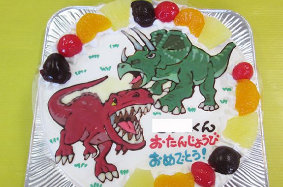 ティラノサウルスとトリケラトプス恐竜イラストケーキ ｵﾘｼﾞﾅﾙｹｰｷ おぐに 電車 車 ｷｬﾗｸﾀｰ 似顔絵ｹｰｷ宅配通販