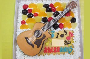 ギター立体ケーキ