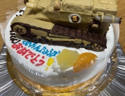 戦車立体ケーキ