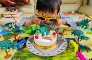 トリケラトプス恐竜ケーキ