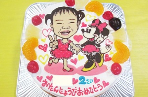 ミニーちゃんと似顔絵のケーキ