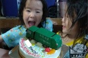 ゴミ収集車立体ケーキ