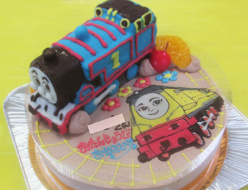 きかんしゃトーマス立体とレベッカケーキ