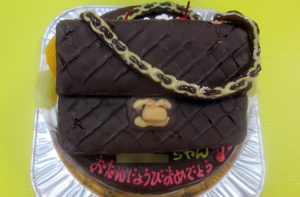 シャネルバック立体ケーキ