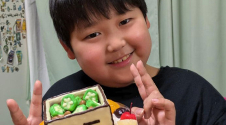 納豆オクラキャラクターケーキ