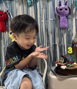 トーマスケーキ