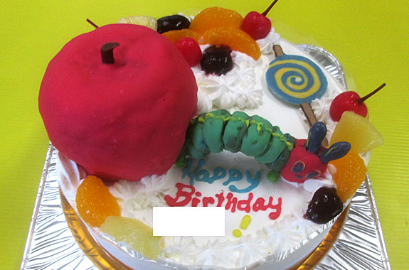 はらぺこあおむしケーキ