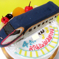 山形新幹線E3系つばさ立体ケーキ