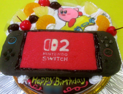 任天堂スイッチ２立体とカービィのケーキ