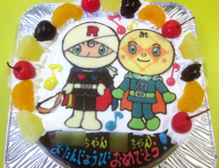 メロンパンナちゃんとロールパンナちゃんケーキ