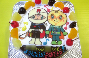 メロンパンナちゃんとロールパンナちゃんケーキ