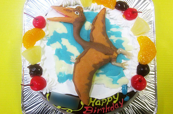 ケツァルコアトルス立体ケーキ