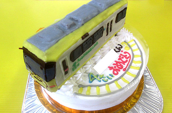 都電荒川線8800形イエロー電車ケーキ