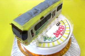 都電荒川線8800形イエロー電車ケーキ