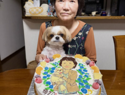 愛犬と一緒の似顔絵ケーキ