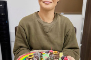 ミニチュアダックスとチワワ立体のせケーキ
