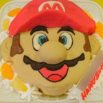 マリオ顔ケーキ