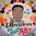 似顔絵還暦ケーキ