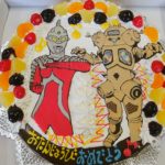 ウルトラマンとウルトラ怪獣ケーキ